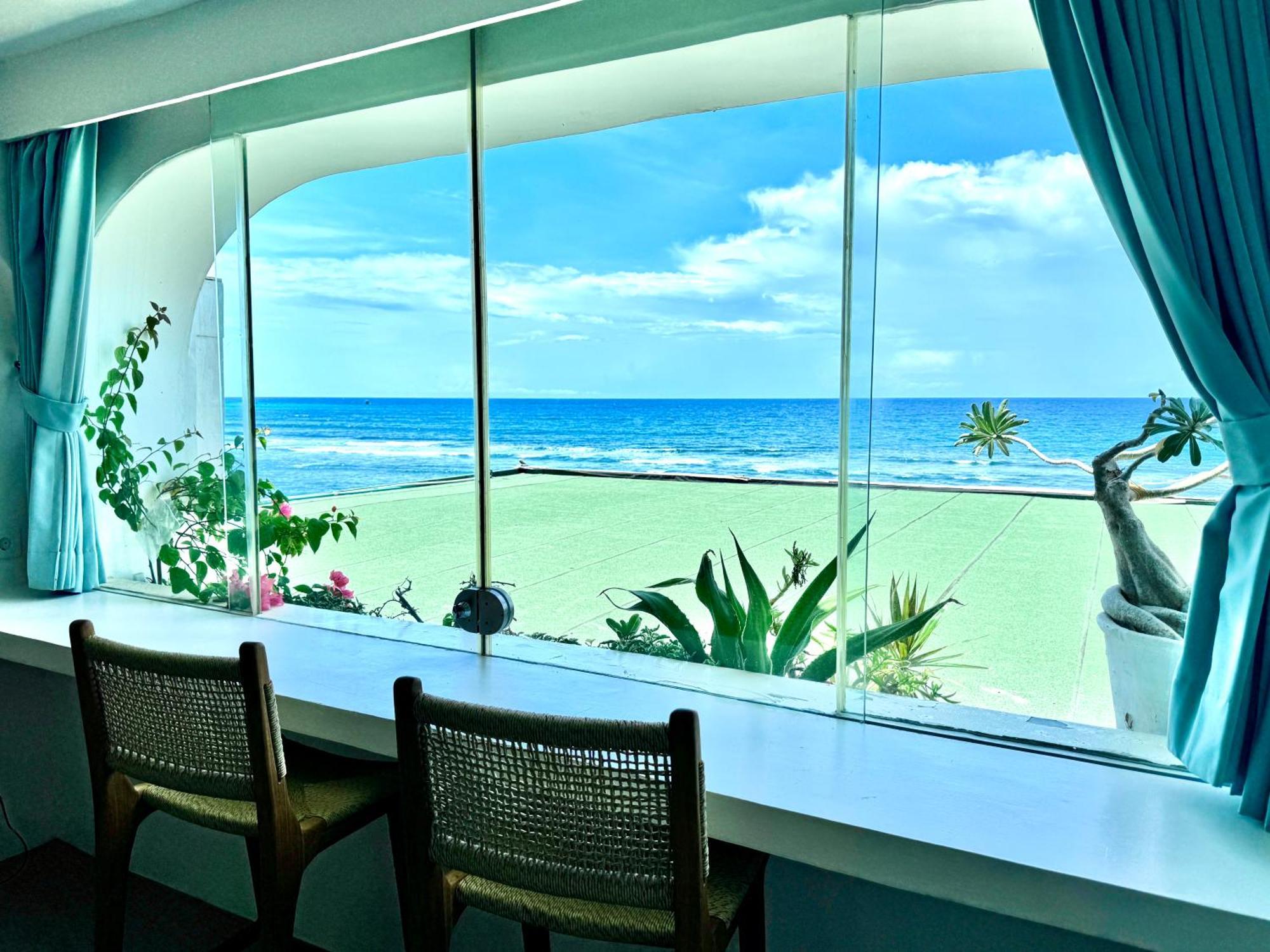 Bale Bingin Beachfront Stay Uluwatu Quarto foto