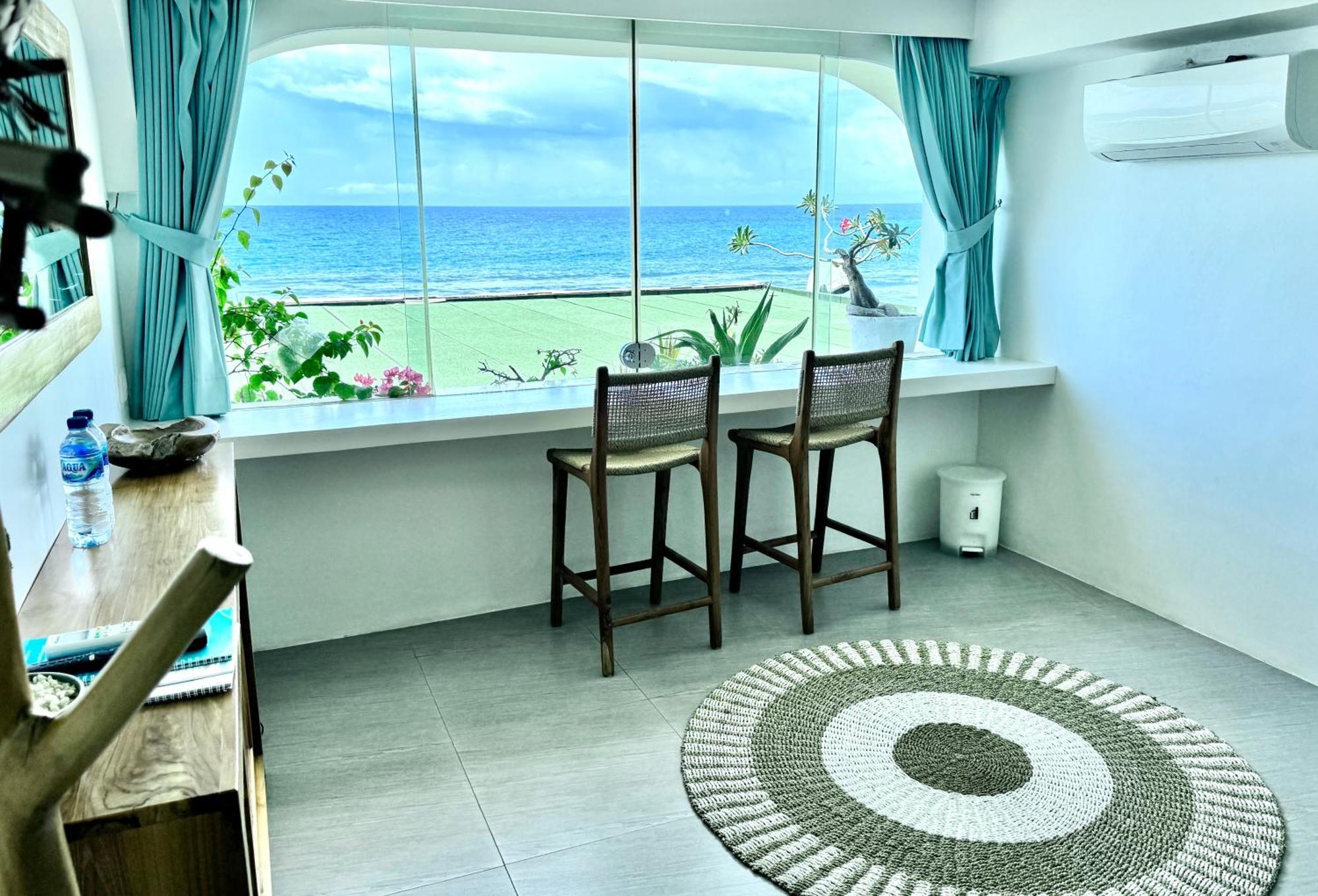 Bale Bingin Beachfront Stay Uluwatu Quarto foto