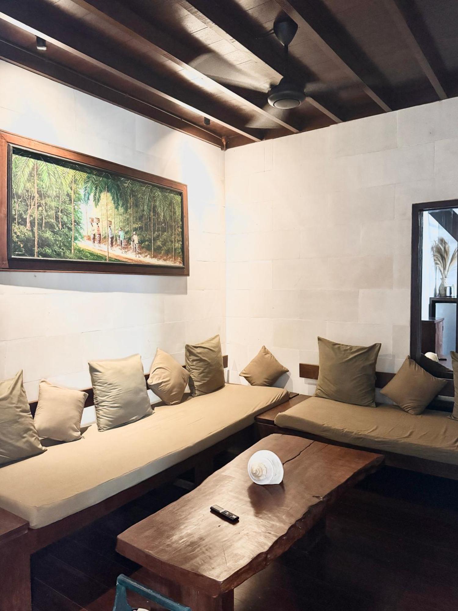 Bale Bingin Beachfront Stay Uluwatu Quarto foto